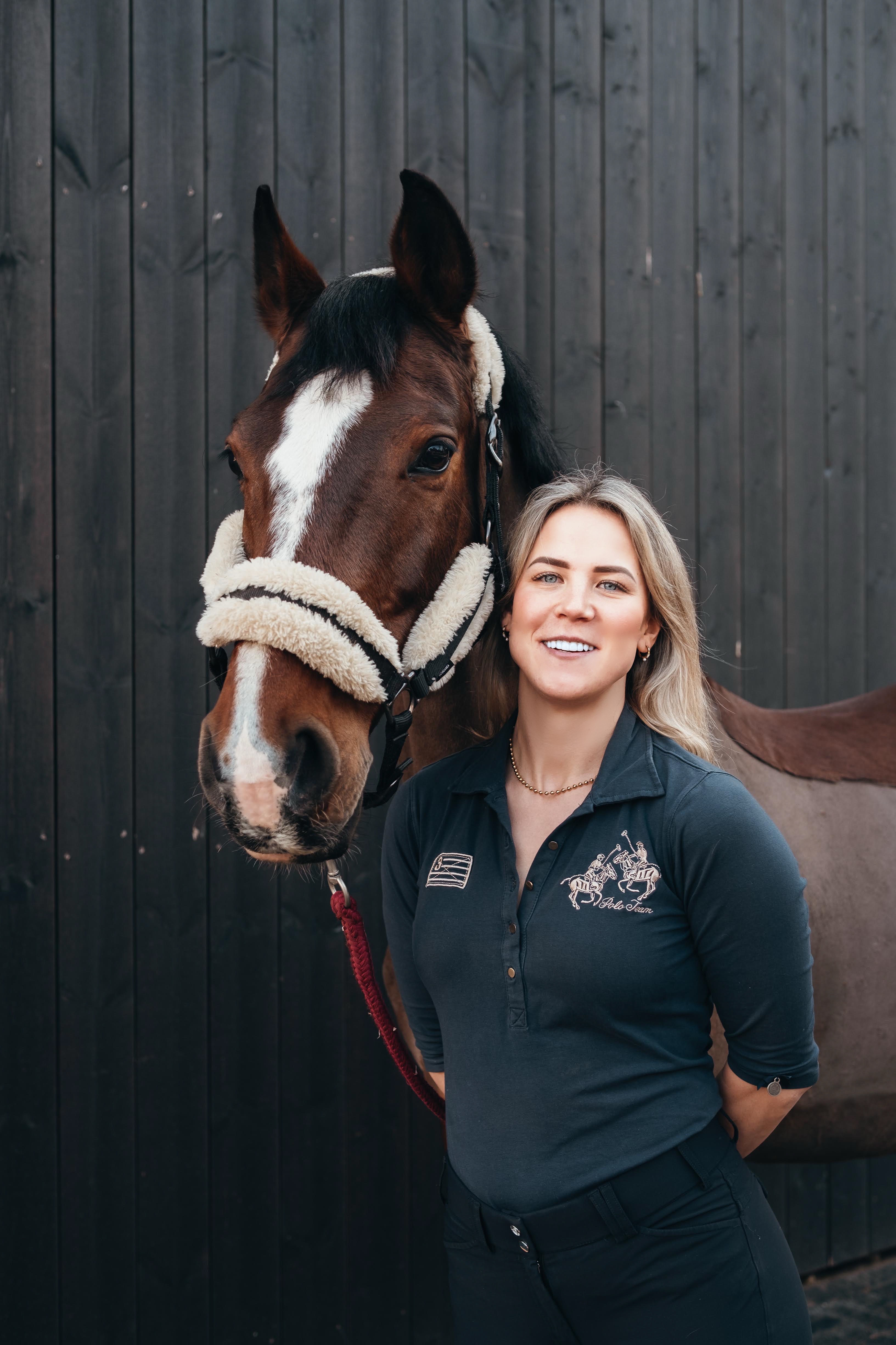 Animal physiotherapist Elizabete